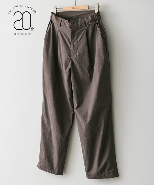 URBAN RESEARCH DOORS（アーバンリサーチドアーズ）の「『安井達郎×DOORS』ナイロンストレッチイージートラウザー（その他パンツ・メンズ・チャコールグレー/ブラウン・MEDIUM/LARGE）」の15枚目の写真