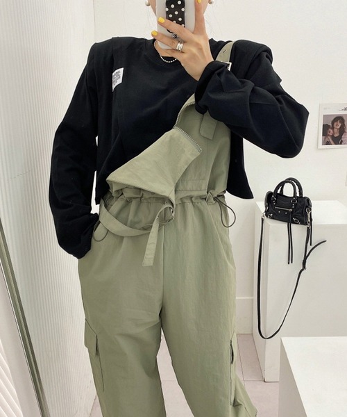 aimoha（アイモハ）の「ジッパーカジュアルサロペット（サロペット/オーバーオール・レディース・グリーン/ブラック・FREE）」の6枚目の写真