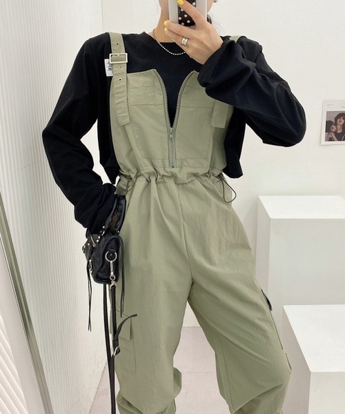 aimoha（アイモハ）の「ジッパーカジュアルサロペット（サロペット/オーバーオール・レディース・グリーン/ブラック・FREE）」の11枚目の写真