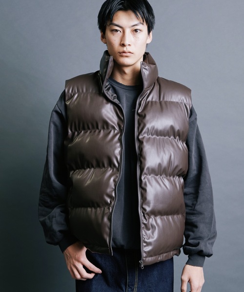 Magine（マージン）の「【SELECT】IR:SYNTHETIC LEATHER DOWN VEST:シンセティック レザー  エコ ダウンベスト（ダウンベスト・メンズ・ブラウン/ブラック・M/L/XL）」の17枚目の写真