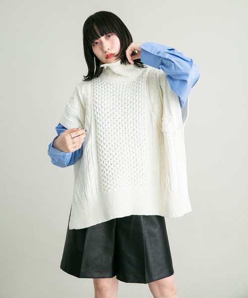 KBF（ケイビーエフ）の「ケーブルニットポンチョ（ニット
