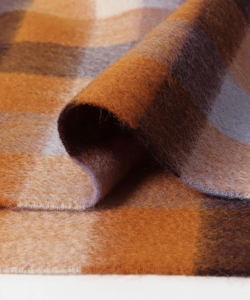 URBAN RESEARCH DOORS（アーバンリサーチドアーズ）の「ウールチェックストール（ストール/ショール・レディース・グリーン系その他/オレンジ系その他/ネイビー/ブルー系その他・-）」の17枚目の写真