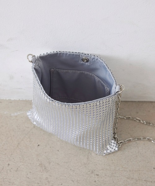 EFOLE（エフォル）の「Metal mesh shoulder bag / メタルメッシュ ショルダー バッグ（ショルダーバッグ・レディース・ブラック/シルバー・FREE）」の3枚目の写真