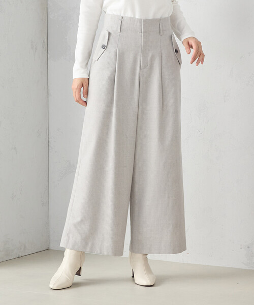 COMME CA ISM(コムサイズム)の「ヘリンボーン ワイドパンツ(その他パンツ・レディース・ブラック/グレイッシュベージュ・SMALL/MEDIUM/LARGE)」の16枚目の写真