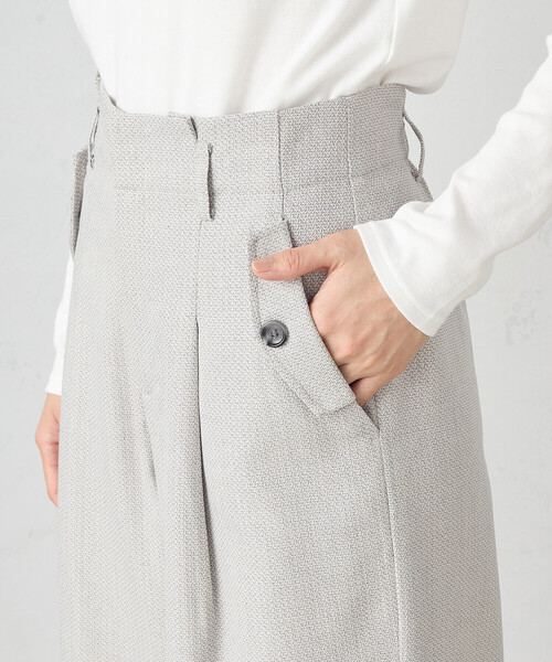 COMME CA ISM(コムサイズム)の「ヘリンボーン ワイドパンツ(その他パンツ・レディース・ブラック/グレイッシュベージュ・SMALL/MEDIUM/LARGE)」の10枚目の写真