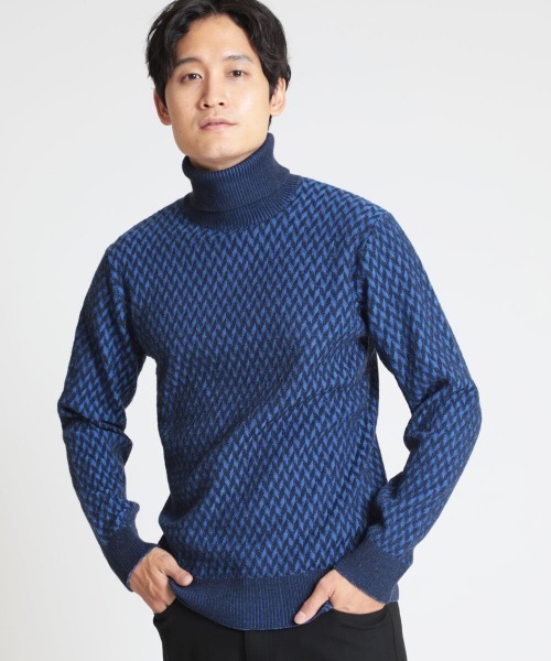 MK MICHEL KLEIN HOMME (エムケーミッシェルクランオム)の「タートルネックニット / ツイルへリンボン(ニット/セーター・メンズ・ブルー/ホワイト・48/46)」の2枚目の写真