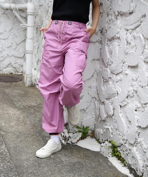AVIREX（アヴィレックス）の「SNOW PANTS/ スノーパンツ（カーゴパンツ・レディース・オレンジ/ラベンダー/ブラック/パープル/オリーブ系/アイボリー/その他10・SMALL/MEDIUM/M/S）」の5枚目の写真