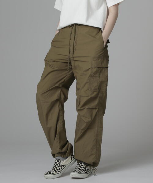 AVIREX（アヴィレックス）の「SNOW PANTS/ スノーパンツ（カーゴパンツ・レディース・オレンジ/ラベンダー/ブラック/パープル/オリーブ系/アイボリー/その他10・SMALL/MEDIUM/M/S）」の7枚目の写真