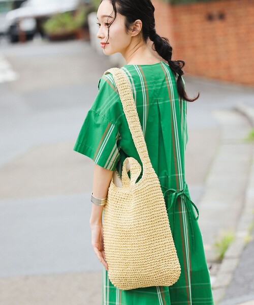 BEAMS BOY（ビームスボーイ）の「BEAMS BOY / ペーパー ショルダーバッグ 24SS（ショルダーバッグ・レディース・ブラック/ホワイト系その他7・ONE SIZE）」の3枚目の写真