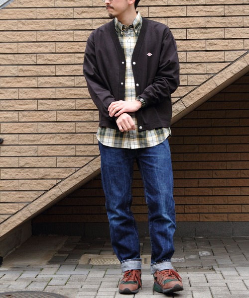 DANTON（ダントン）の「DANTON/ダントン　ドットボタンVネックカーディガン　DOT BUTTON V-NECK CARDIGAN（メンズ）　DT-C0313 CIN（カーディガン/ボレロ・メンズ・ライトグレー/ナチュラル/チャコールグレー・42/40）」の8枚目の写真