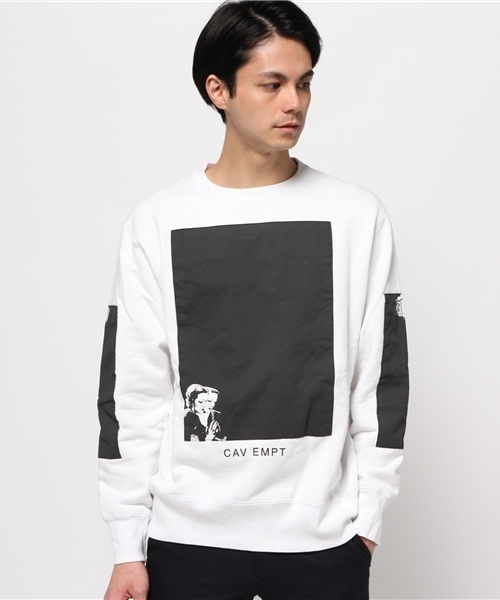 C.E（シーイー）の「C.E / BLACK/R クルースウェット（スウェット・メンズ・ホワイト・X-LARGE/MEDIUM/LARGE/SMALL）」の13枚目の写真