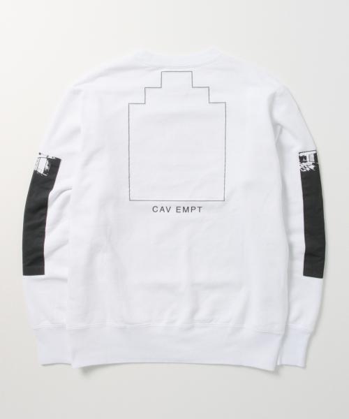 C.E（シーイー）の「C.E / BLACK/R クルースウェット（スウェット・メンズ・ホワイト・X-LARGE/MEDIUM/LARGE/SMALL）」の3枚目の写真