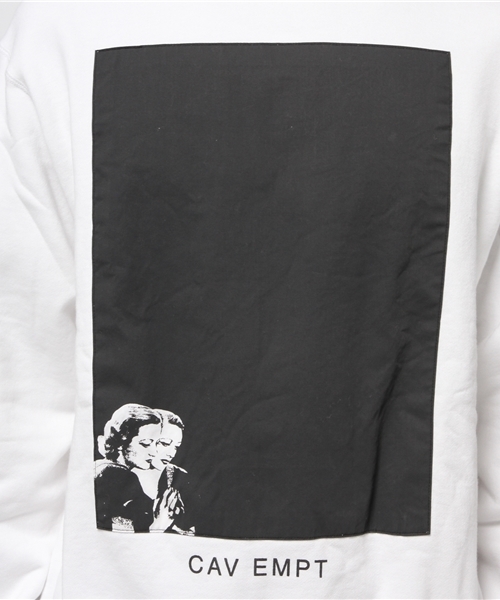 C.E（シーイー）の「C.E / BLACK/R クルースウェット（スウェット・メンズ・ホワイト・X-LARGE/MEDIUM/LARGE/SMALL）」の8枚目の写真