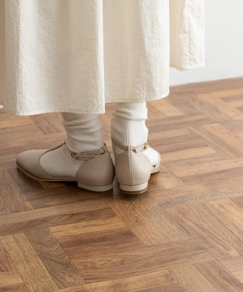 URBAN RESEARCH DOORS（アーバンリサーチドアーズ）の「Tストラップパンプス（パンプス・レディース・アイボリー/ブラック・36/37/38）」の6枚目の写真