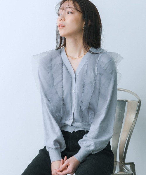 HEYUMM(ヘユム)の「チュールドッキングカーディガン(カーディガン/ボレロ・レディース・ラベンダー/アイボリー/チャコールグレー・ONE)」の12枚目の写真