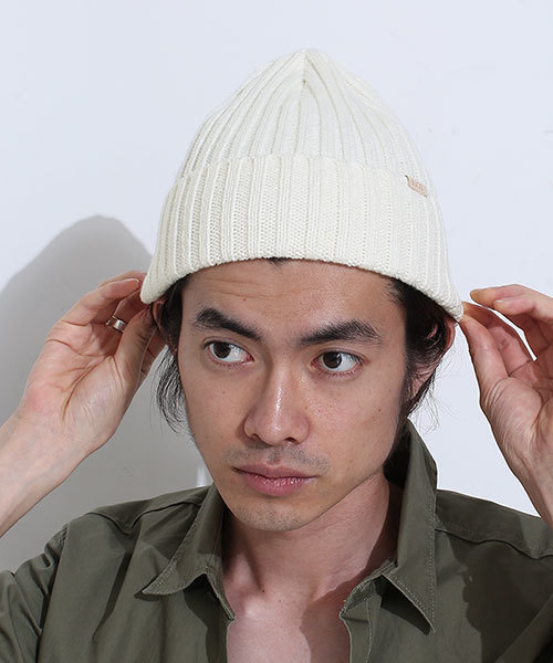 NANO universe（ナノユニバース）の「RACAL（ラカル）/ 別注Standard knit CAP（ニットキャップ/ビーニー・メンズ・ライトグレー/ワインレッド/オフホワイト/グレー/ベージュ/インディゴブルー/ネイビー/ブラック・FREE）」の2枚目の写真