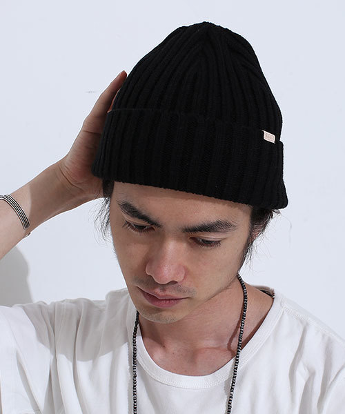 NANO universe（ナノユニバース）の「RACAL（ラカル）/ 別注Standard knit CAP（ニットキャップ/ビーニー・メンズ・ライトグレー/ワインレッド/オフホワイト/グレー/ベージュ/インディゴブルー/ネイビー/ブラック・FREE）」の3枚目の写真