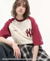 MLB（メジャーリーグベースボール）の「MLB メジャーリーグベースボール 別注 ワッペン刺繍 ビッグシルエット ラグラン半袖Tシャツ（Tシャツ/カットソー）」