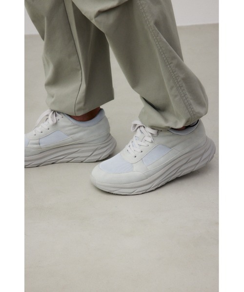 AZUL by moussy（アズールバイマウジー）の「ロゴプレートスニーカー（スニーカー・メンズ・ブラック/グレー・MEDIUM/LARGE）」の12枚目の写真