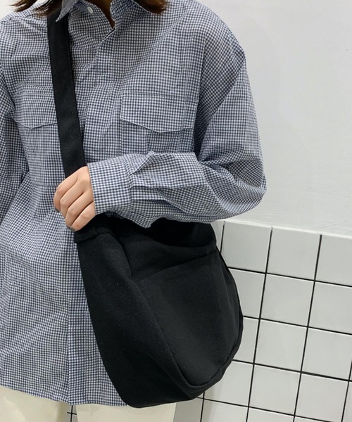 TONE SELECT GOODS（トーンセレクトグッズ）の「urbanfemine./キャンバスショルダーバッグ U7228（ショルダーバッグ・レディース・ホワイト/ブラック/イエロー・FREE）」の13枚目の写真
