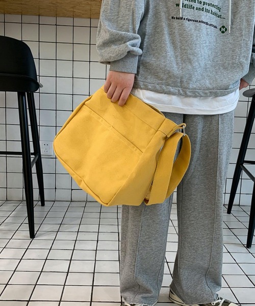 TONE SELECT GOODS（トーンセレクトグッズ）の「urbanfemine./キャンバスショルダーバッグ U7228（ショルダーバッグ・レディース・ホワイト/ブラック/イエロー・FREE）」の19枚目の写真