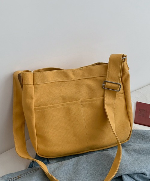 TONE SELECT GOODS（トーンセレクトグッズ）の「urbanfemine./キャンバスショルダーバッグ U7228（ショルダーバッグ・レディース・ホワイト/ブラック/イエロー・FREE）」の21枚目の写真