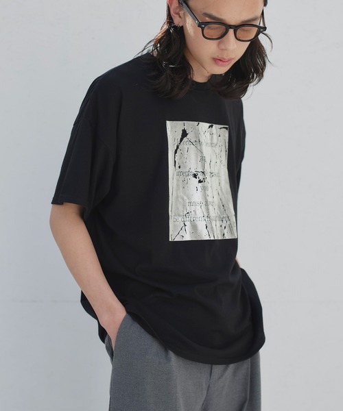 LIAN(リアン)の「箔プリントオーバーサイズT(Tシャツ/カットソー・レディース・ホワイト×シルバー/ブラック×シルバー/シルバーグレー・FREE)」の17枚目の写真