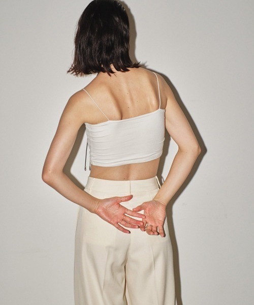 TODAYFUL(トゥデイフル)の「TODAYFUL Cupin Flatseam Bratop 12410602(チューブトップ・レディース・ホワイト/ブラウン/ブラック・FREE)」の13枚目の写真