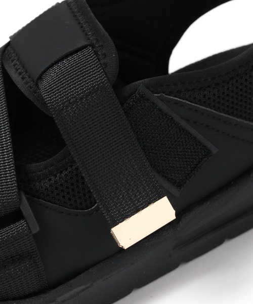 GLOBAL WORK（グローバルワーク）の「エアかるベルトスニーカーサンダル/103875（サンダル・レディース・ブラック/アイボリー/ホワイト/ベージュ・MEDIUM/SMALL/LARGE）」の17枚目の写真