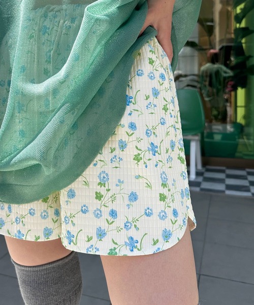 Alley by w closet（アリーバイダブルクローゼット）の「【Alley】ハナガラショートパンツ（その他パンツ・レディース・ブルー系その他/ベージュ系その他・FREE）」の5枚目の写真