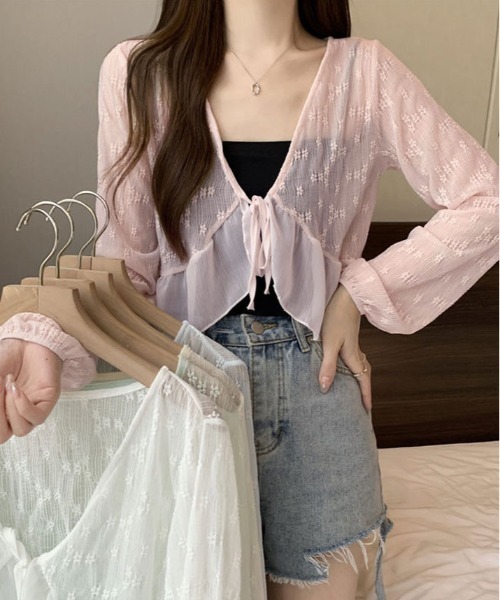 kirakiraShop(キラキラショップ)の「【夏の羽織りに】【着回し万能】フラワー レース シアー ショート カーディガン(カーディガン/ボレロ・レディース・ピンク/ホワイト/アイボリー/ブルー/グリーン・FREE)」の13枚目の写真