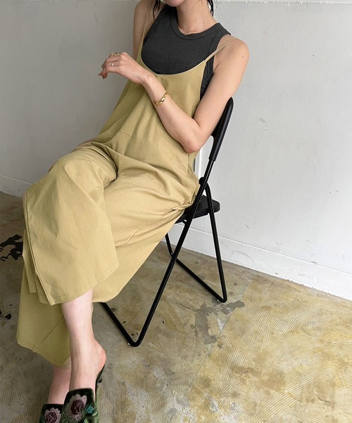Jewelobe（ジュエローブ）の「バックフリルキャミサロペット（サロペット/オーバーオール・レディース・ベージュ/ブラック/カーキ・FREE）」の20枚目の写真