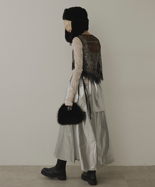 VIOLETTA（ヴィオレッタ）の「サイドリボンレースベスト（ベスト・レディース・ブラック/ホワイト・FREE）」の4枚目の写真