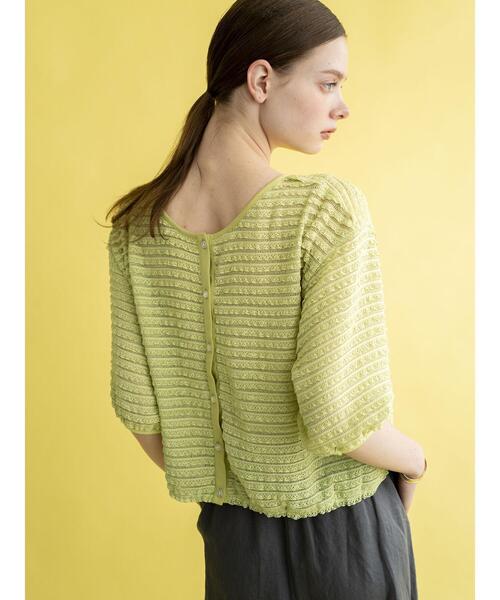 Te chichi TERRASSE（テチチテラス）の「カットフリル前後2WAYカーディガン（カーディガン/ボレロ・レディース・ブラック/グリーン/オフホワイト・F）」の4枚目の写真