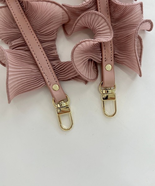 mysty woman（ミスティウーマン）の「【MiO企画】フリルホイップスマホショルダー 131433（スマホグッズ・レディース・ブラック/ブラウン/グレー/ピンク/アイボリー・FREE）」の21枚目の写真