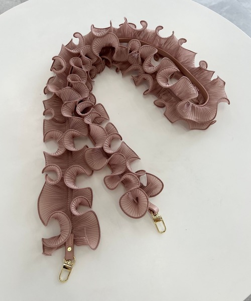 mysty woman（ミスティウーマン）の「【MiO企画】フリルホイップスマホショルダー 131433（スマホグッズ・レディース・ブラック/ブラウン/グレー/ピンク/アイボリー・FREE）」の18枚目の写真