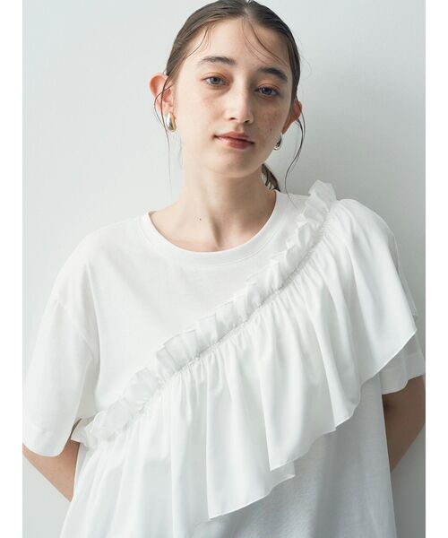 Editt by YECCA VECCA（エディットバイイェッカヴェッカ）の「ラッフルデザインドロストアシメTee（Tシャツ/カットソー・レディース・ブラック/オフホワイト/ネイビー・FREE）」の2枚目の写真