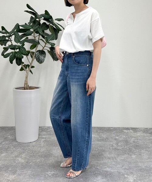 fredy emue（フレディエミュ）の「シルケット袖口 ロールTシャツ（Tシャツ/カットソー・レディース・ピンク/グレイッシュブルー/オフホワイト/チャコールグレー/グレイッシュベージュ・38）」の7枚目の写真