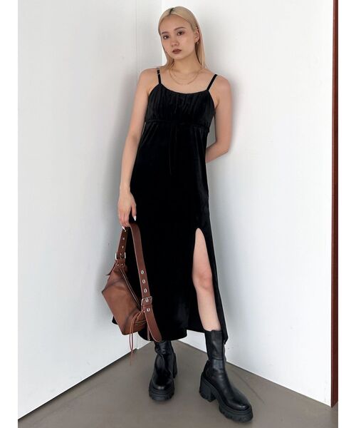 EMODA(エモダ)の「ワイドショルダースクエアバッグ(ハンドバッグ・レディース・ブラック/シルバー/キャメル・FREE)」の14枚目の写真