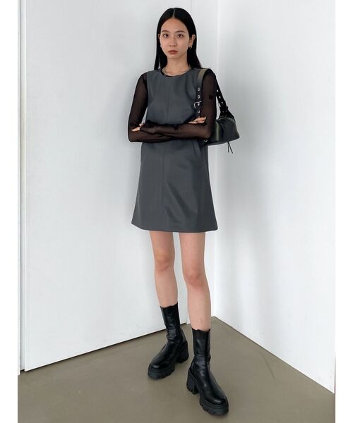 EMODA(エモダ)の「ワイドショルダースクエアバッグ(ハンドバッグ・レディース・ブラック/シルバー/キャメル・FREE)」の17枚目の写真