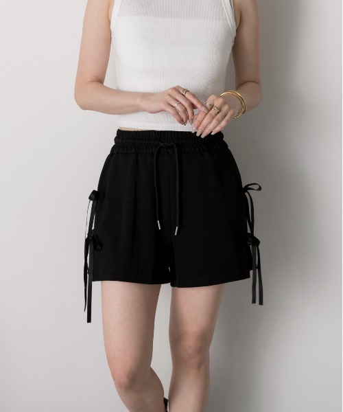 ad thie(アドティエ)の「サイドリボンショートパンツ(スウェットパンツ・レディース・ブラック/チャコール/杢グレー/オフホワイト・FREE)」の12枚目の写真