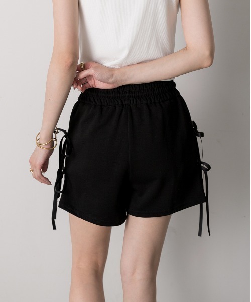 ad thie(アドティエ)の「サイドリボンショートパンツ(スウェットパンツ・レディース・ブラック/チャコール/杢グレー/オフホワイト・FREE)」の13枚目の写真