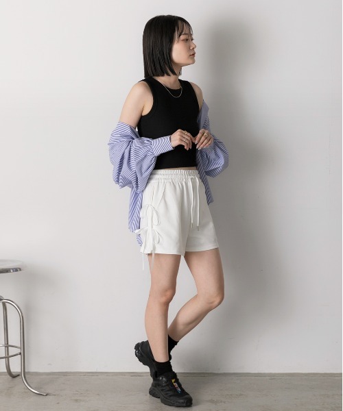 ad thie(アドティエ)の「サイドリボンショートパンツ(スウェットパンツ・レディース・ブラック/チャコール/杢グレー/オフホワイト・FREE)」の6枚目の写真