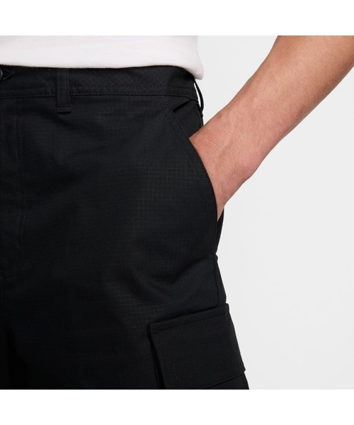 NIKE(ナイキ)の「ナイキ ウーブン カーゴ ショート OPP1(カーゴパンツ・メンズ・ブルー/ブラック・32/30/28/34)」の6枚目の写真