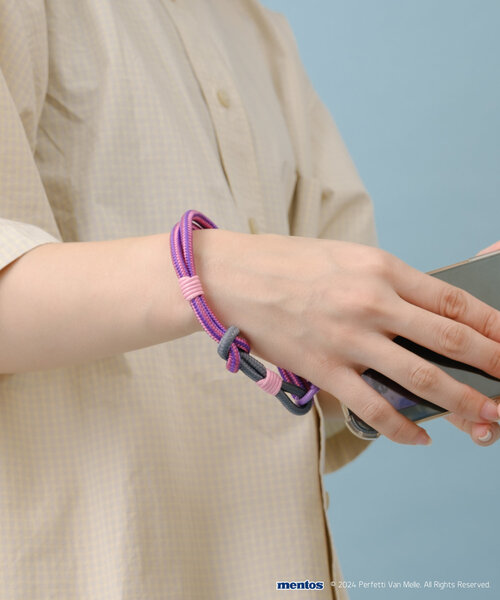 BIRTHDAY BAR（バースデイバー）の「【mentos　メントス】パラコードモバイルストラップ　ショート（スマホグッズ・レディース・パープル/ブルー・0）」の11枚目の写真