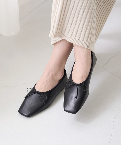 welleg（ウェレッグ）の「甲深 スクエアトゥ リボン バレエシューズ（バレエシューズ・レディース・アイボリー/ブラウン/ブラック・26.0cm/21.5cm/22.0cm/24.5cm/25.5cm/26.5cm/23.0cm/24.0cm/25.0cm/22.5cm/23.5cm）」の8枚目の写真