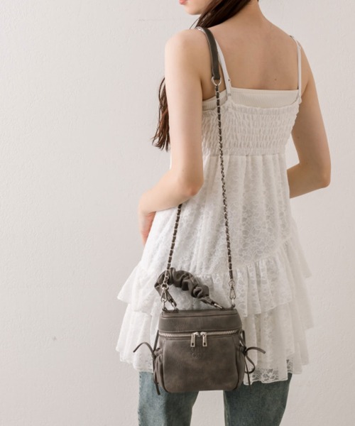 OLIVE des OLIVE（オリーブデオリーブ）の「ドロストバニティバッグ（ショルダーバッグ・レディース・ピンク/ブラック/アイボリー・FREE）」の12枚目の写真