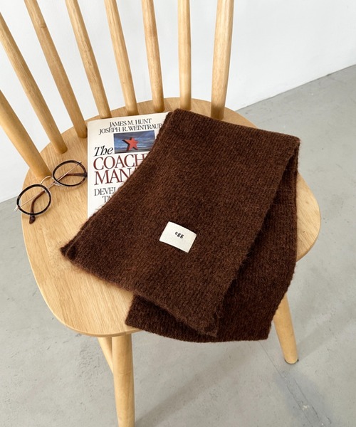 CLEA(クレア)の「メランジニットショートマフラー(マフラー・レディース・アイボリー/チャコールグレー/モカ/ブルー/ブラウン・FREE)」の18枚目の写真