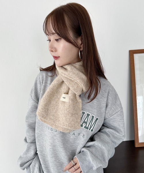 CLEA(クレア)の「メランジニットショートマフラー(マフラー・レディース・アイボリー/チャコールグレー/モカ/ブルー/ブラウン・FREE)」の11枚目の写真