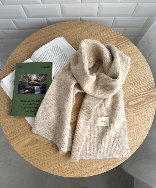 CLEA(クレア)の「メランジニットショートマフラー(マフラー・レディース・アイボリー/チャコールグレー/モカ/ブルー/ブラウン・FREE)」の6枚目の写真